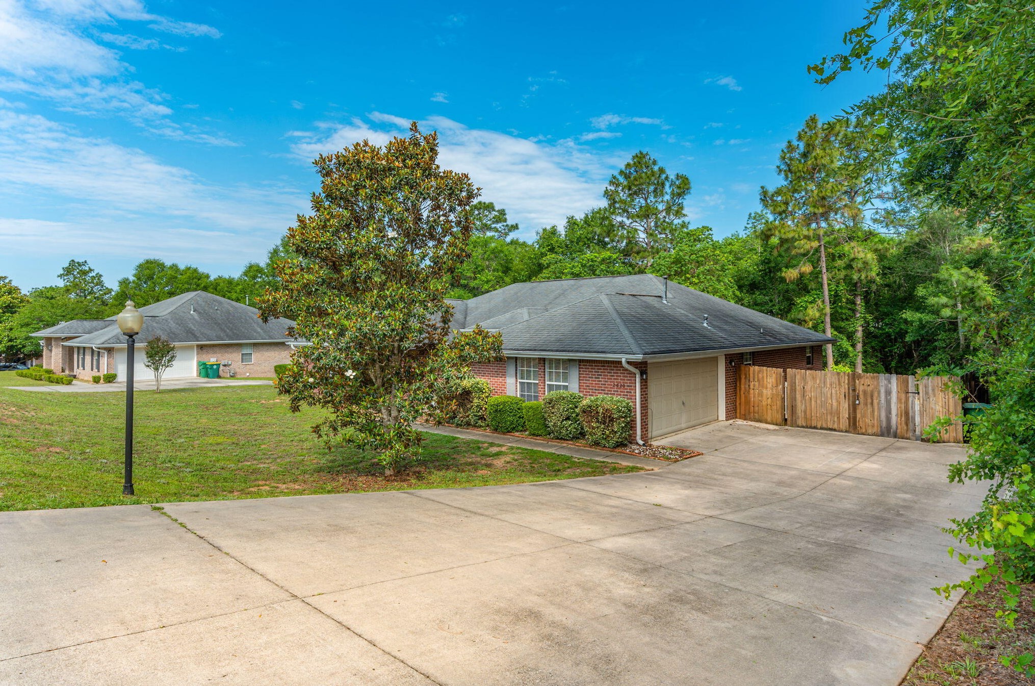 2620 Paddock Cir, Crestview FL  32536-4360 exterior
