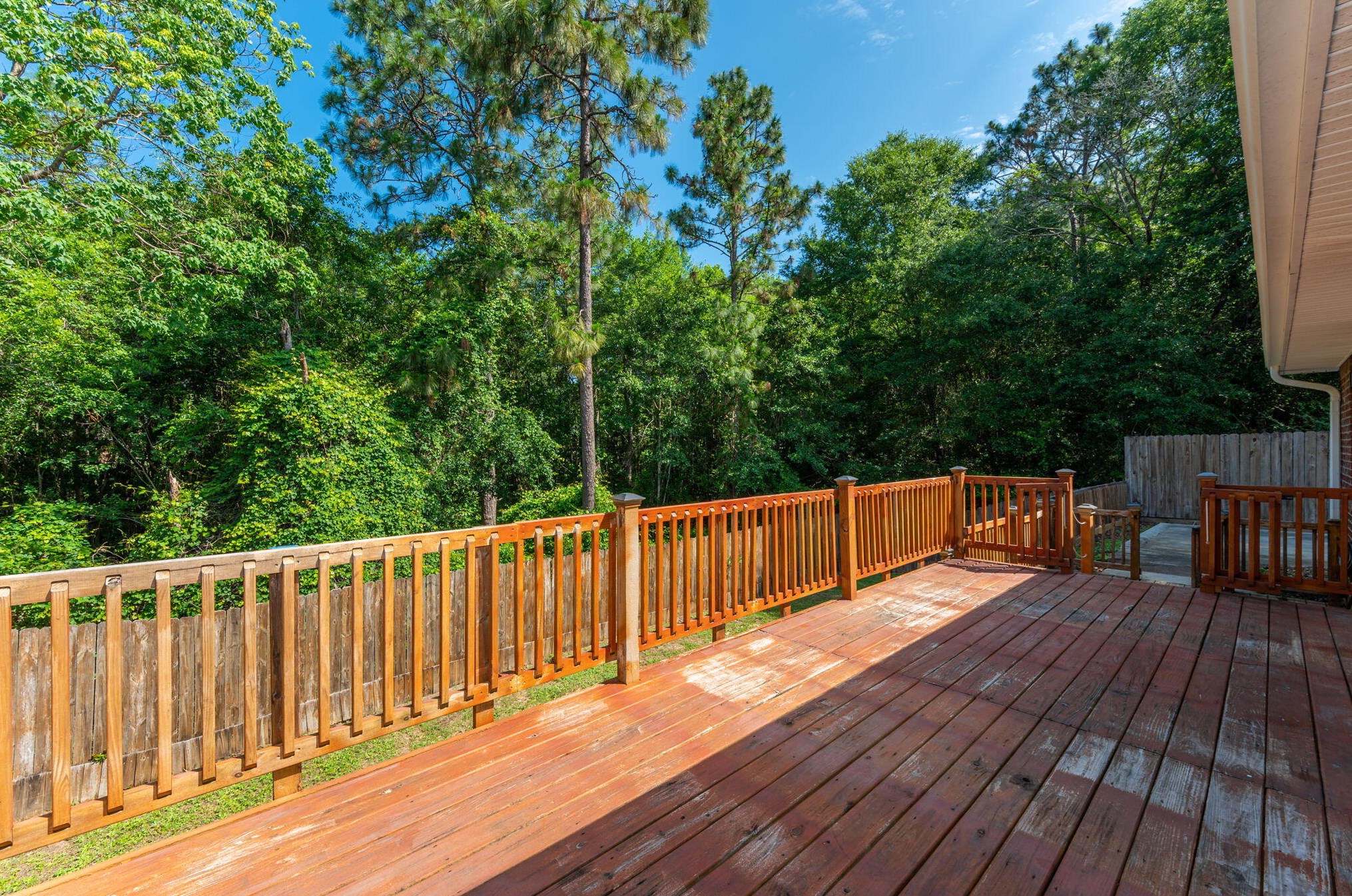 2620 Paddock Cir, Crestview FL  32536-4360 exterior
