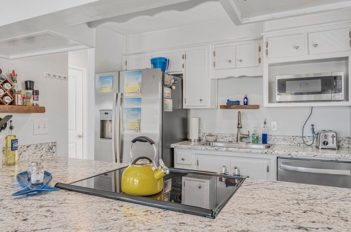 320 Gulf Shore Dr, Destin FL  32541-3090 exterior