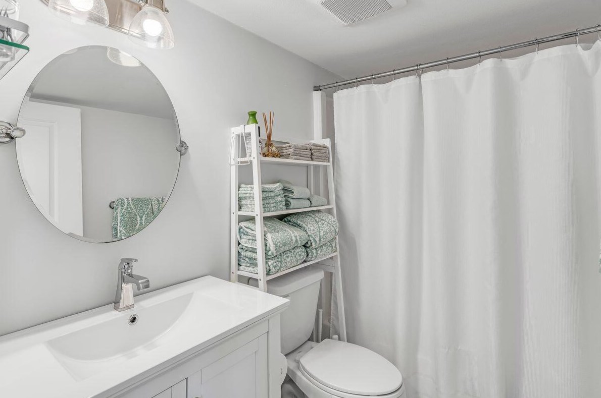 320 Gulf Shore Dr, Destin FL  32541-3090 exterior