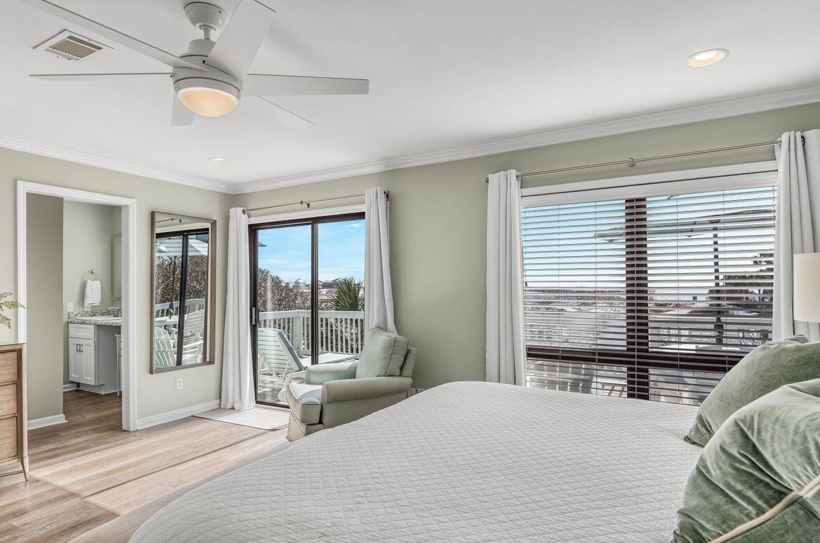 320 Gulf Shore Dr, Destin FL  32541-3090 exterior