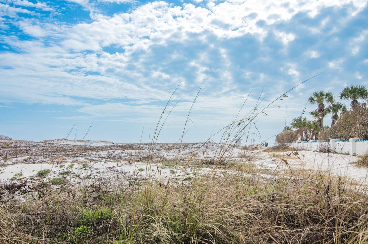 320 Gulf Shore Dr, Destin FL  32541-3090 exterior