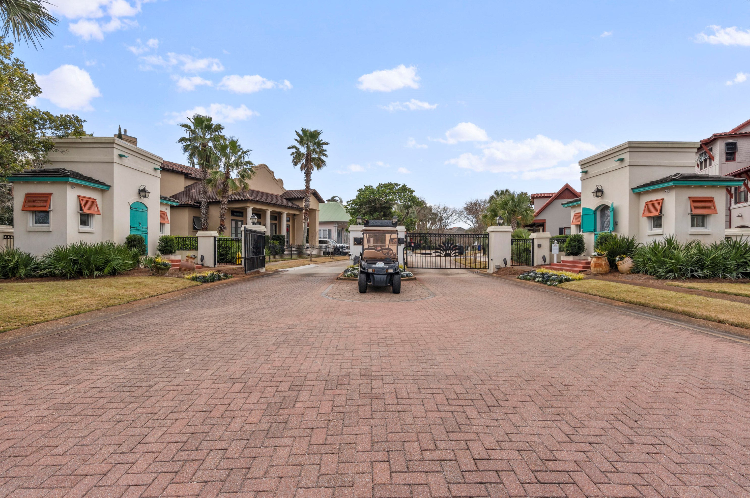 37 Rue Martine, Destin FL  32550-4909 exterior