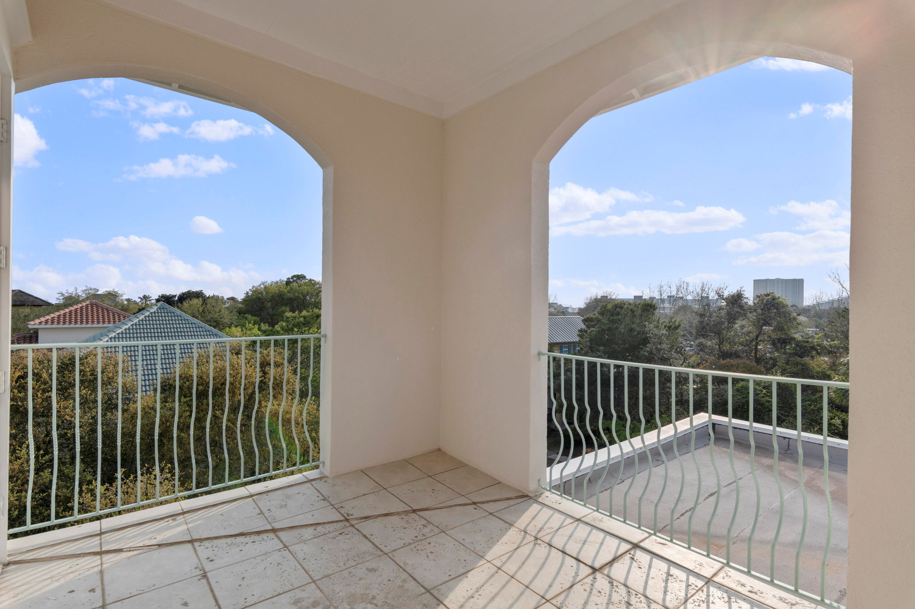 37 Rue Martine, Destin FL  32550-4909 exterior