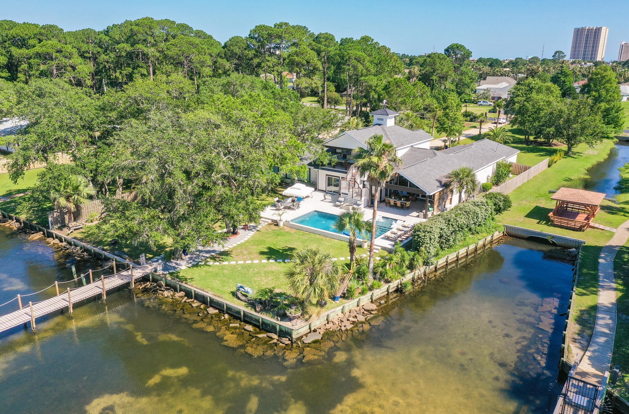 320 Hideaway Bay Dr, Destin FL  32550-6008 exterior