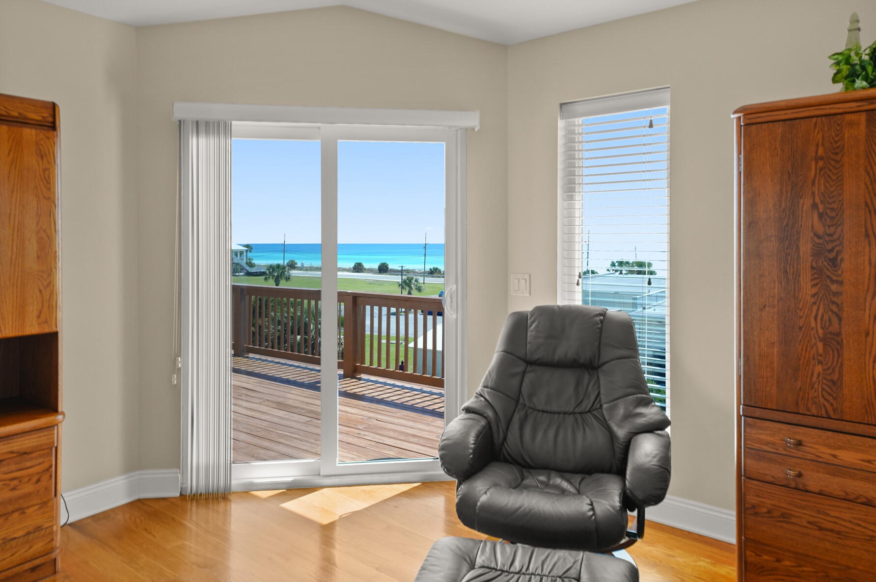 120 Toledo Pl, Panama City FL 32413-3823 exterior