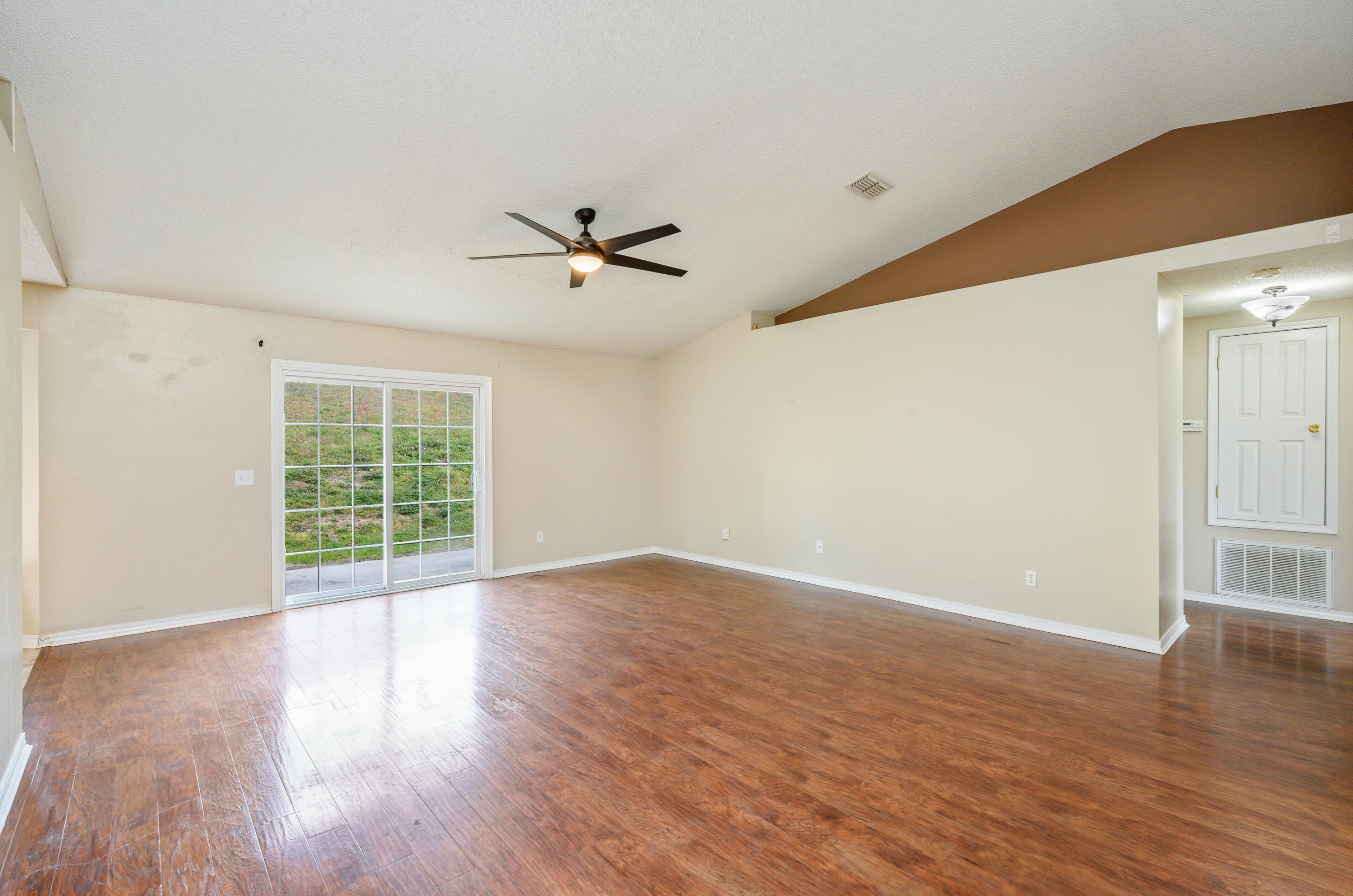 327 Egan Dr, Crestview FL  32536-5426 exterior