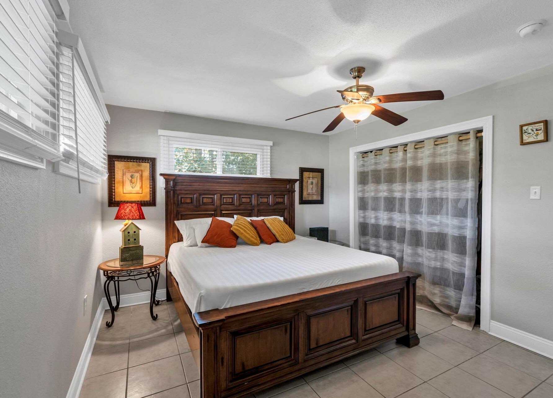 3049 Highway 98, Mary Esther FL  32569-1367 exterior