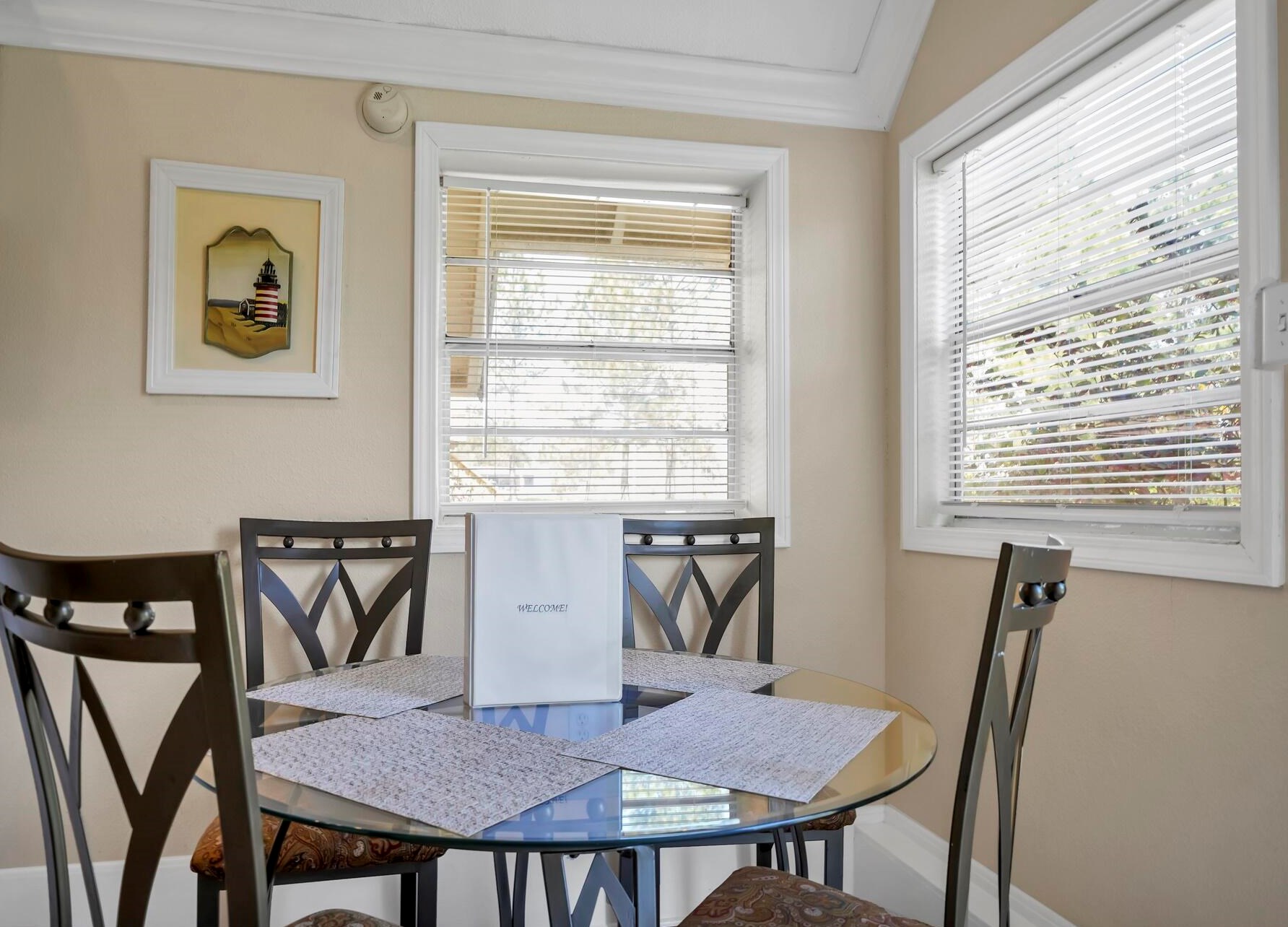 3049 Highway 98, Mary Esther FL  32569-1367 exterior