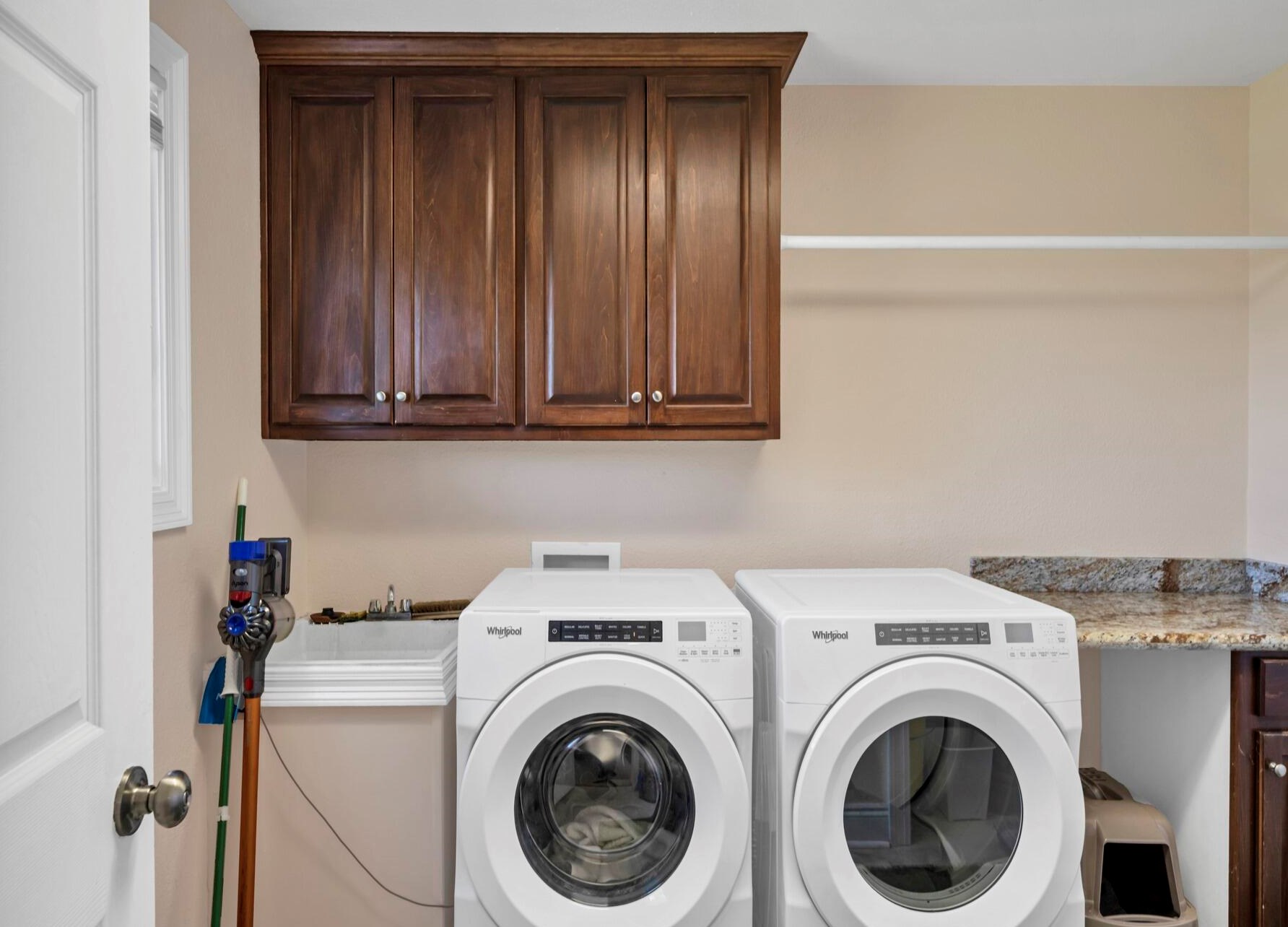 3049 Highway 98, Mary Esther FL  32569-1367 exterior