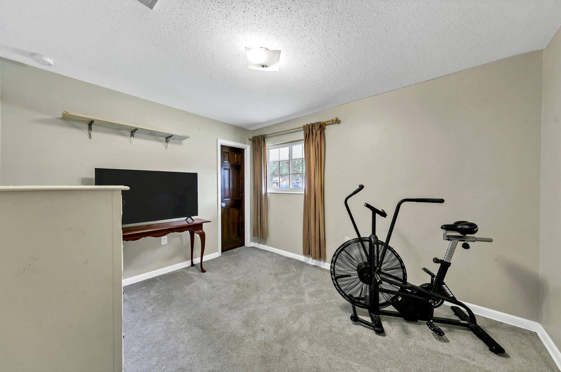 20 Cambridge Ave, Fort Walton Beach FL  32547-1726 exterior