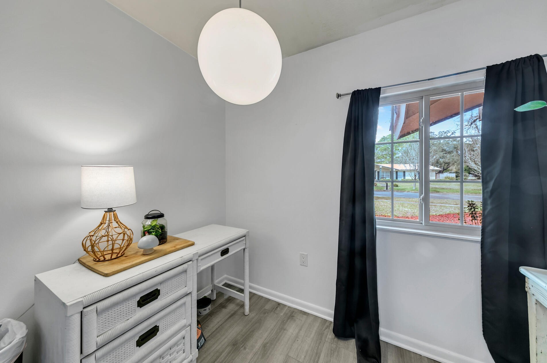 20 Cambridge Ave, Fort Walton Beach FL  32547-1726 exterior