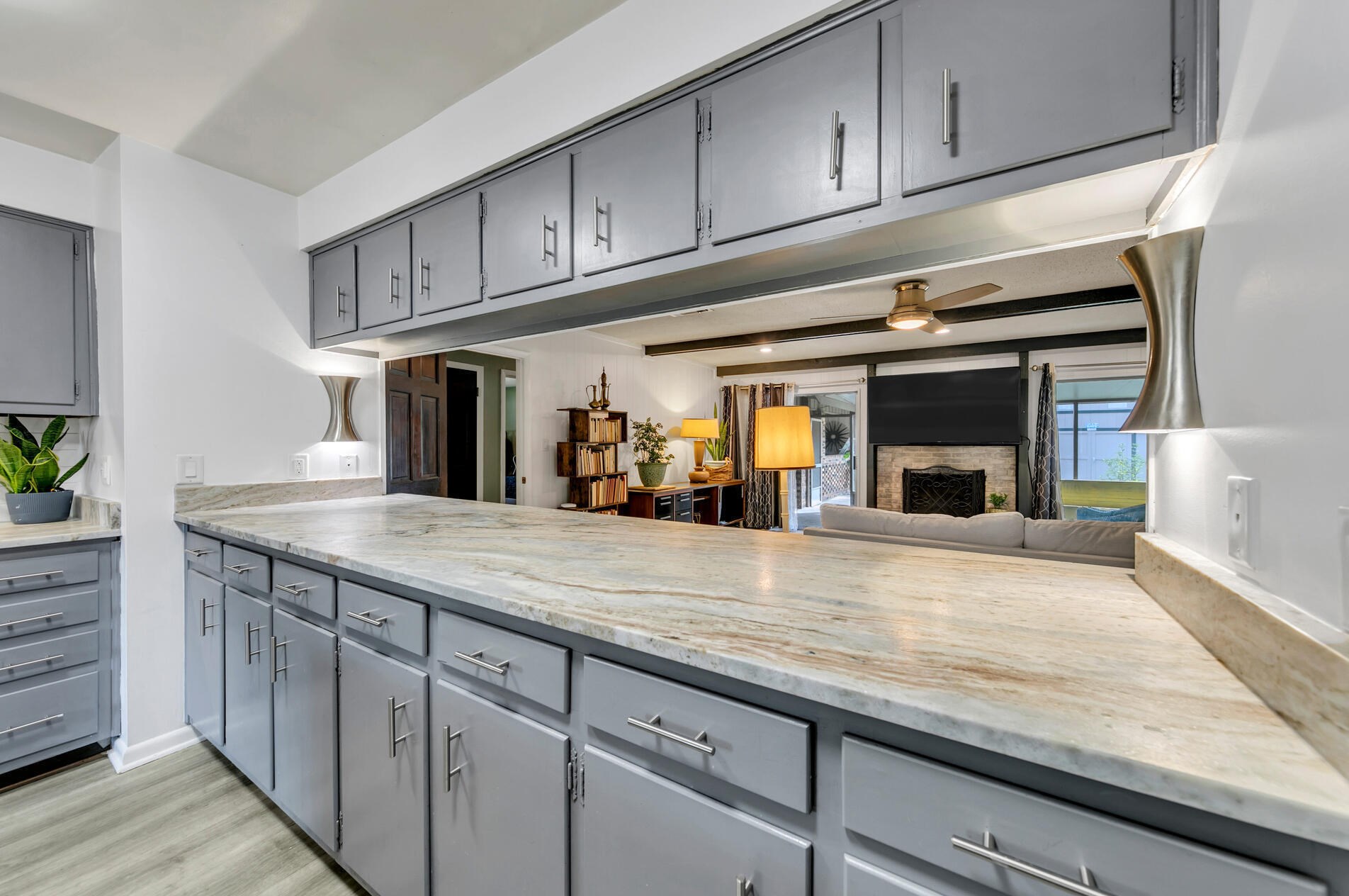 20 Cambridge Ave, Fort Walton Beach FL  32547-1726 exterior