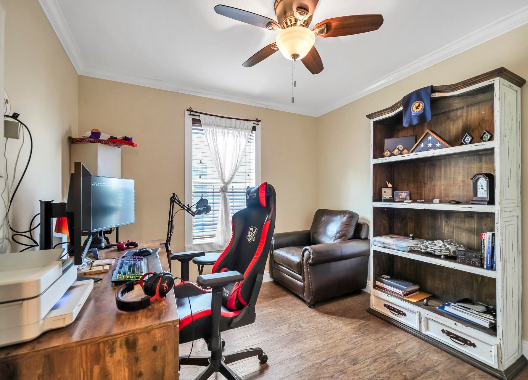 422 Sandy Ridge Cir, Mary Esther FL  32569-2112 exterior