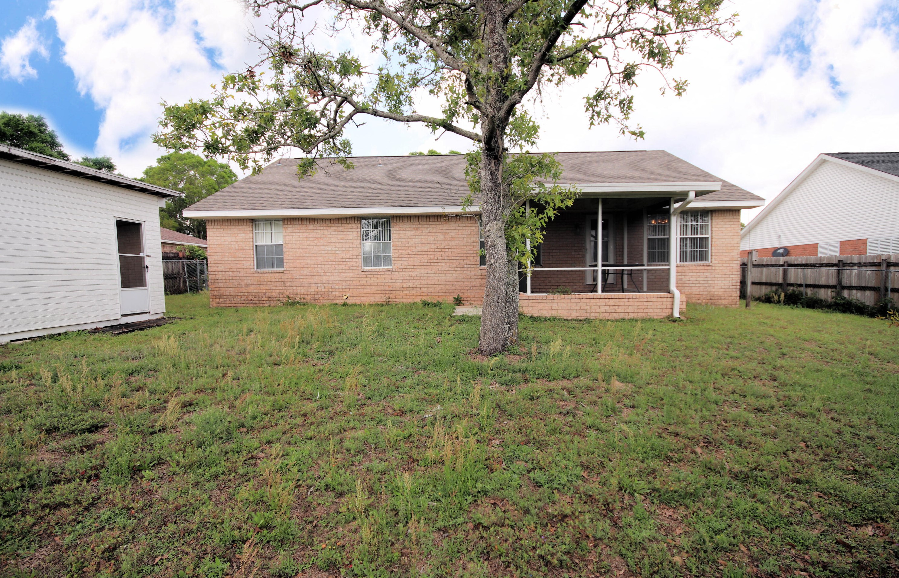 211 Secretariat Dr, Crestview FL  32539-6092 exterior