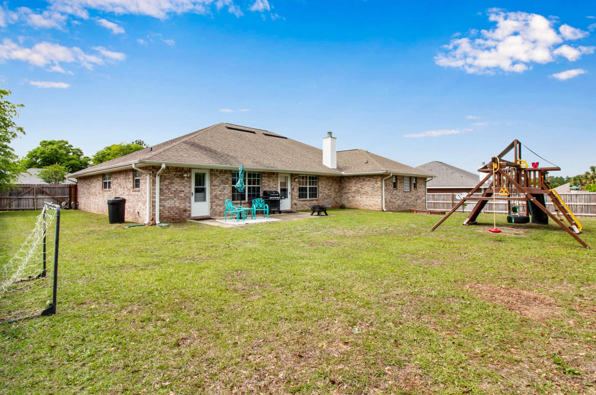 126 Strike Eagle Dr, Crestview FL  32536-2240 exterior