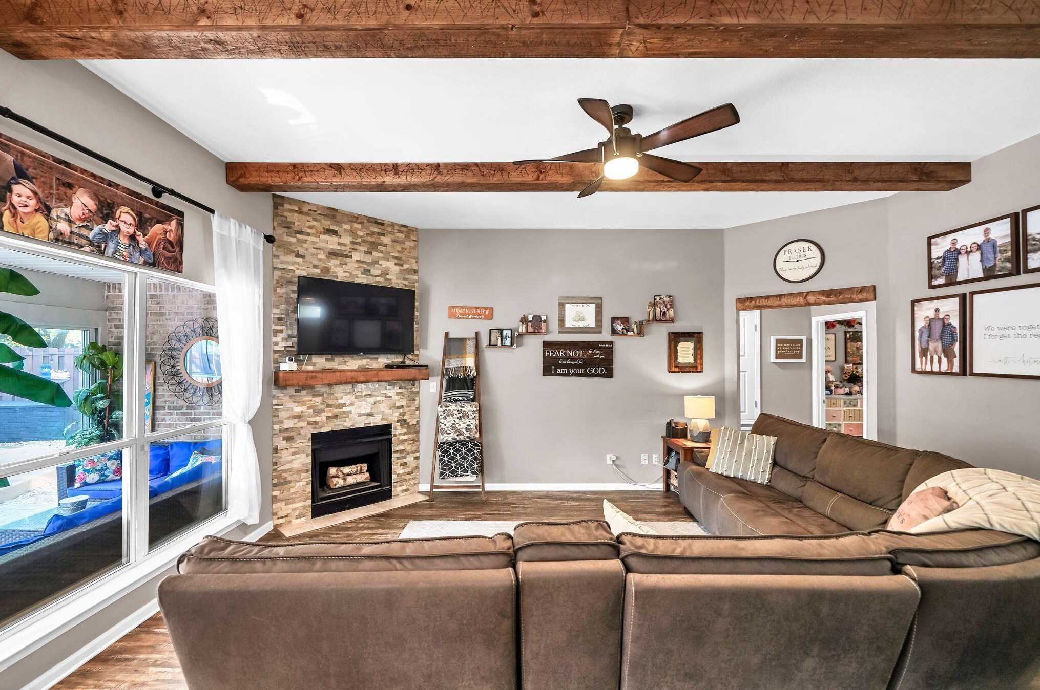 1617 Myrtlewood Ln, Niceville FL  32578-8800 exterior