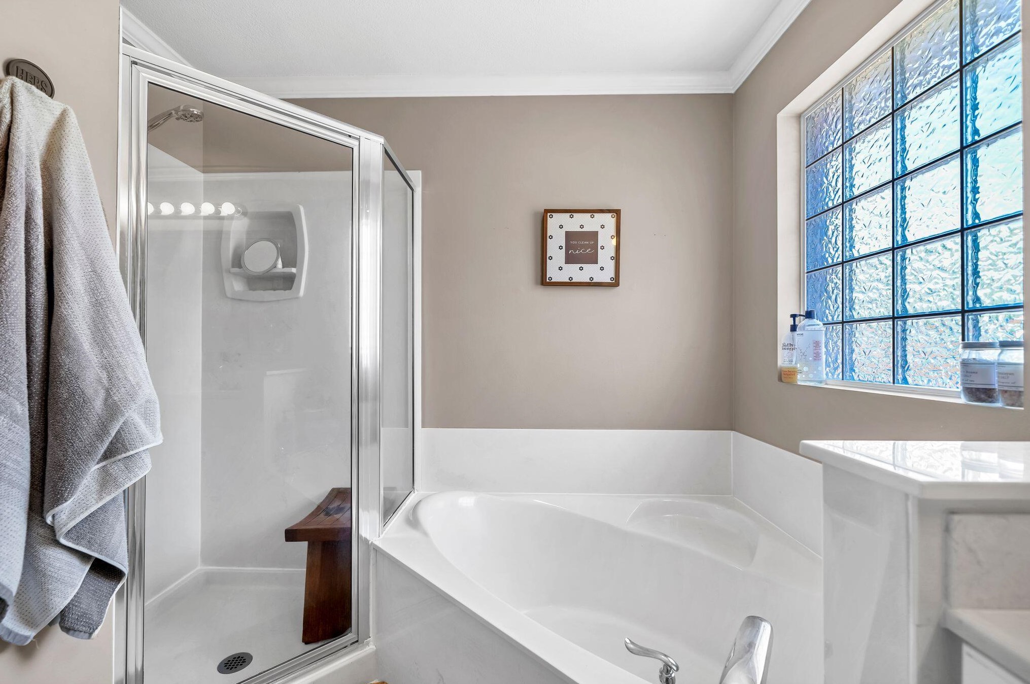 1617 Myrtlewood Ln, Niceville FL  32578-8800 exterior