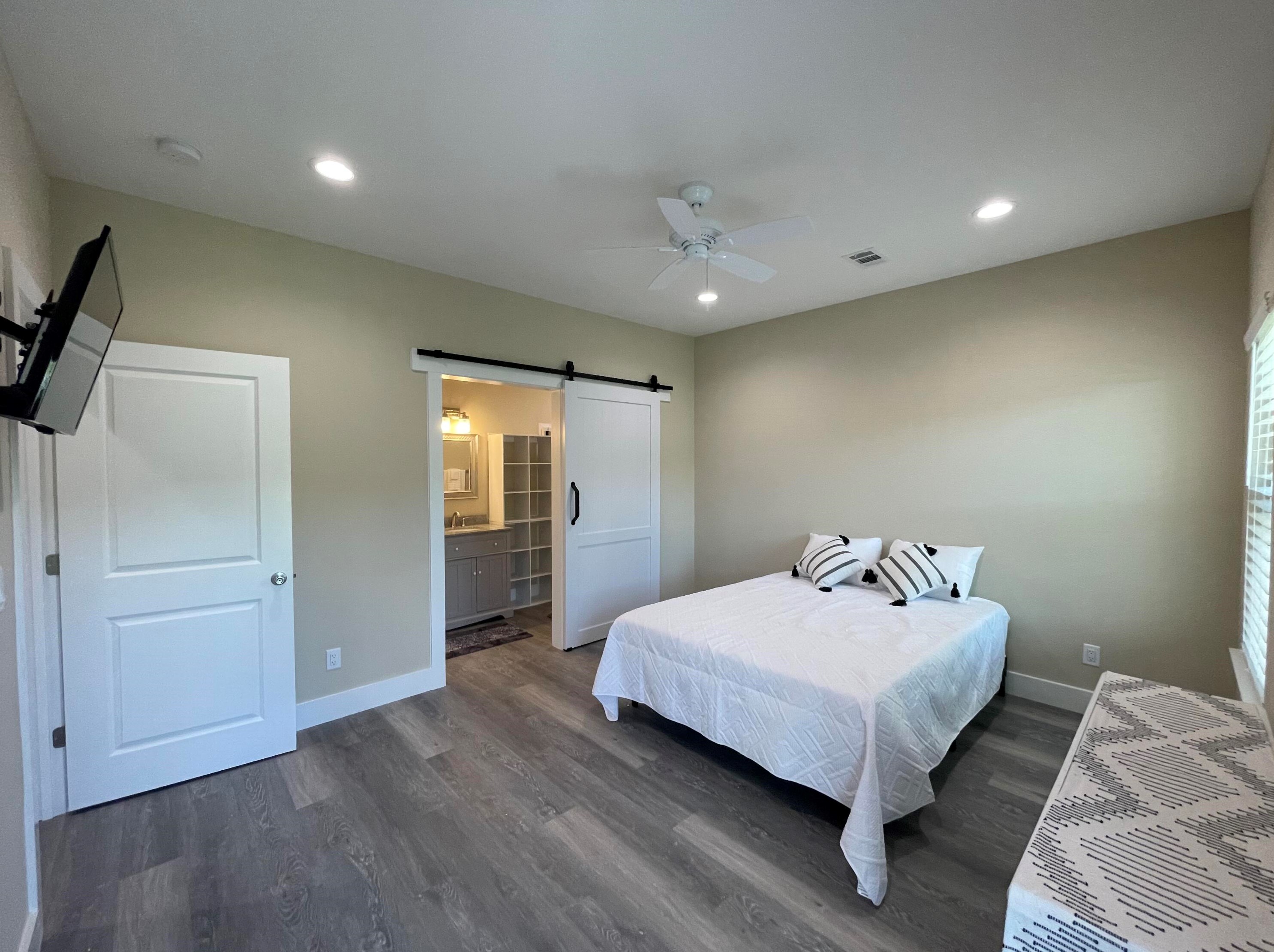 715 Indian Woman Rd, Santa Rosa Beach FL  32459-3933 exterior