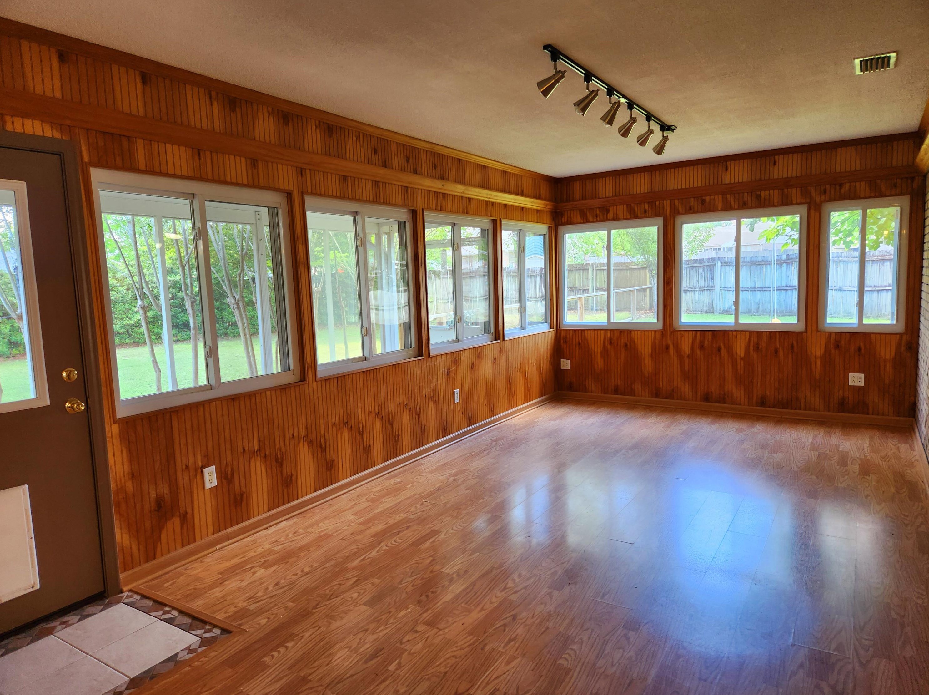 116 Loop Dr, Crestview FL  32536-4259 exterior
