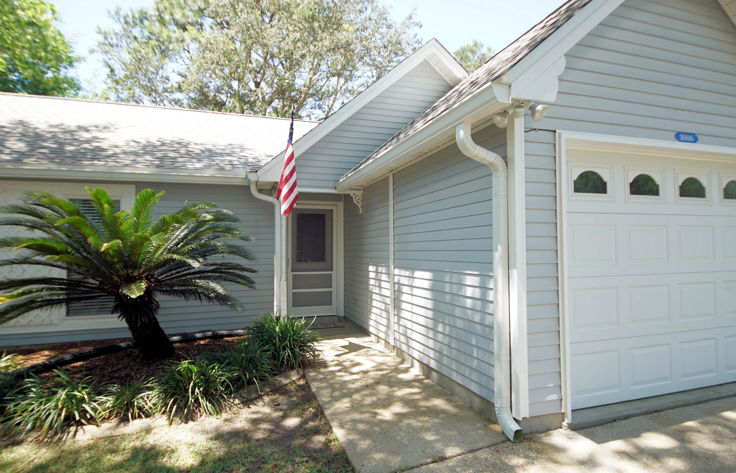 3006 Blue Pine Ln, Niceville FL  32578-9762 exterior