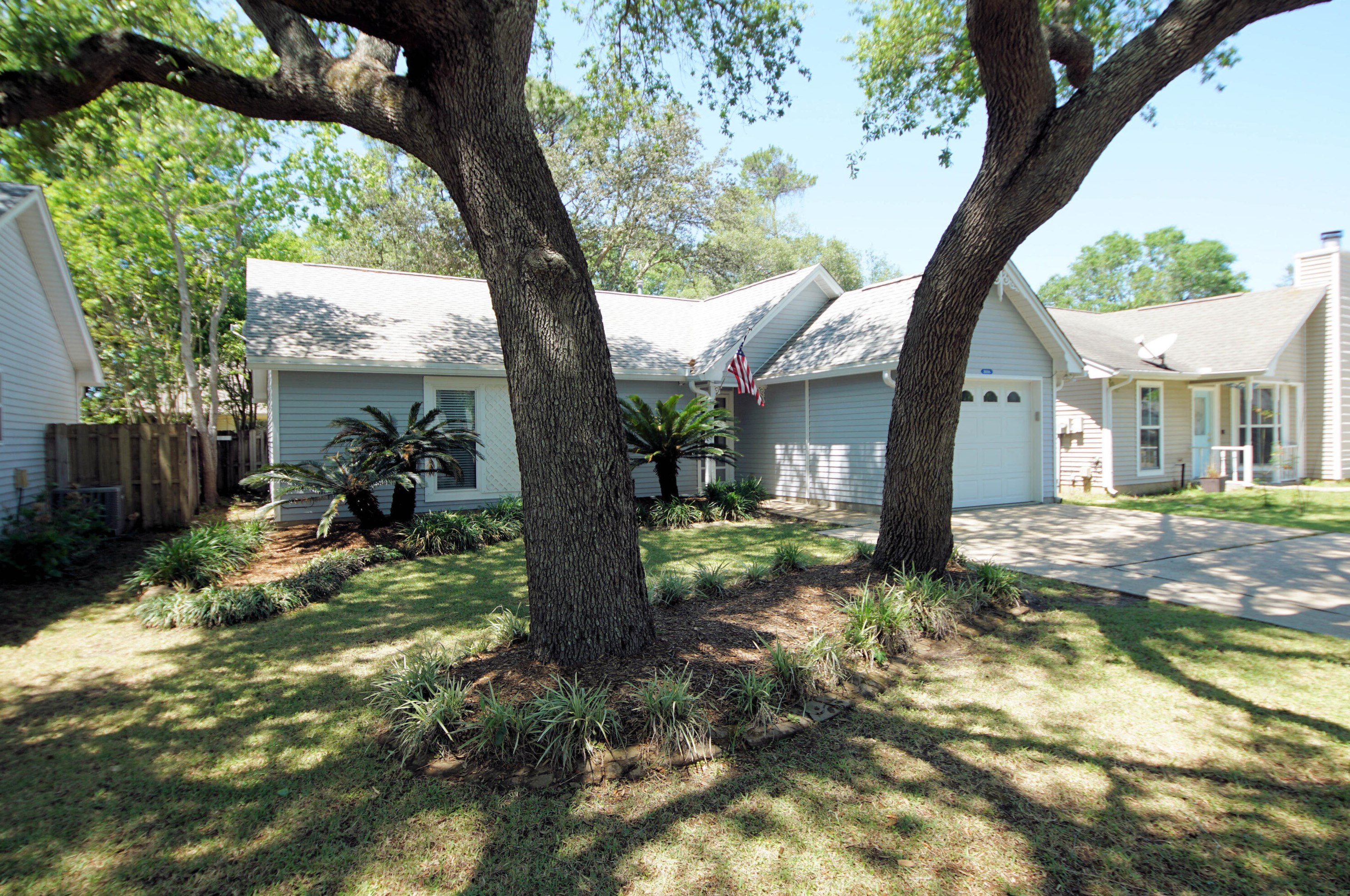 3006 Blue Pine Ln, Niceville FL  32578-9762 exterior