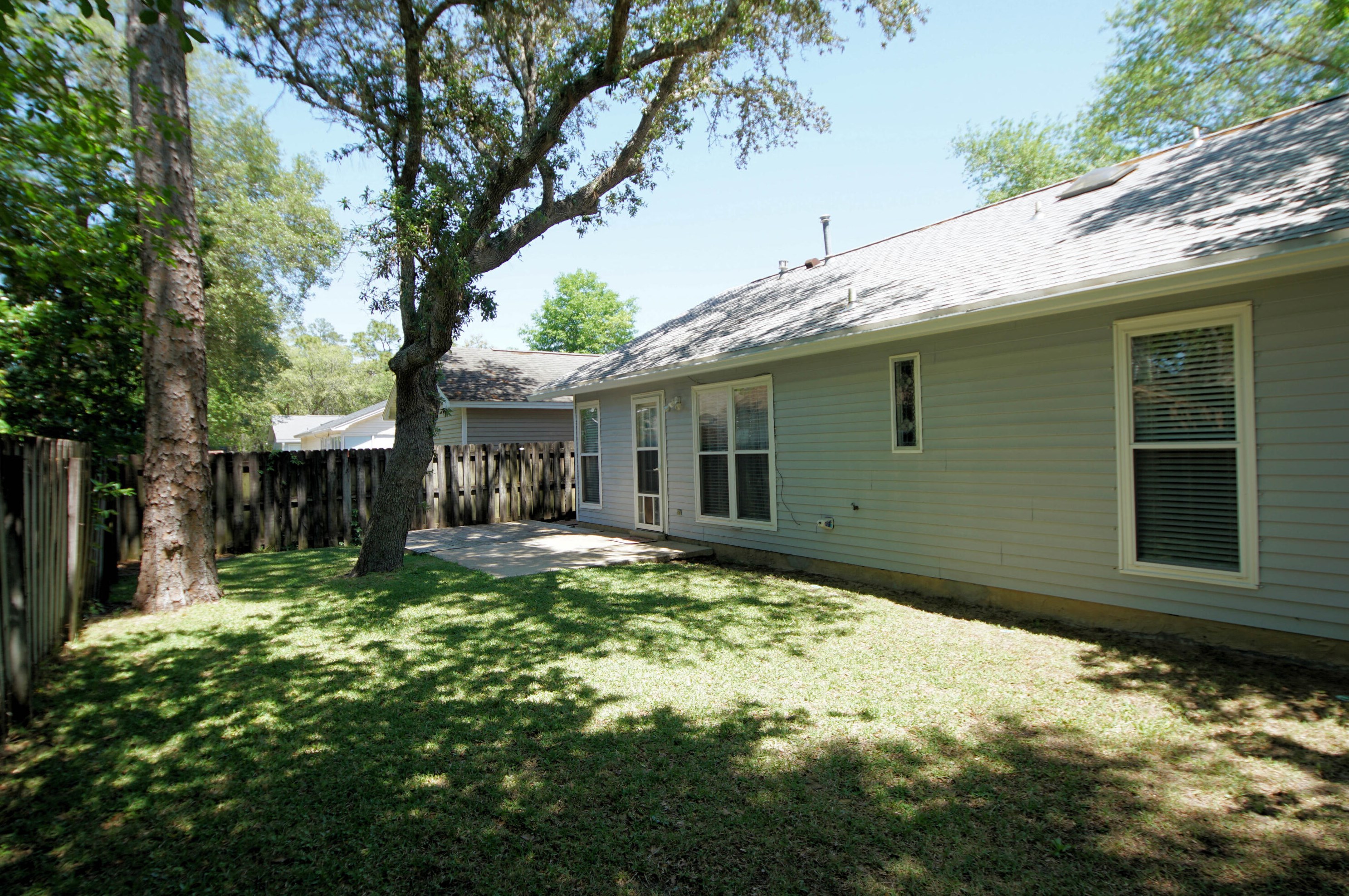 3006 Blue Pine Ln, Niceville FL  32578-9762 exterior