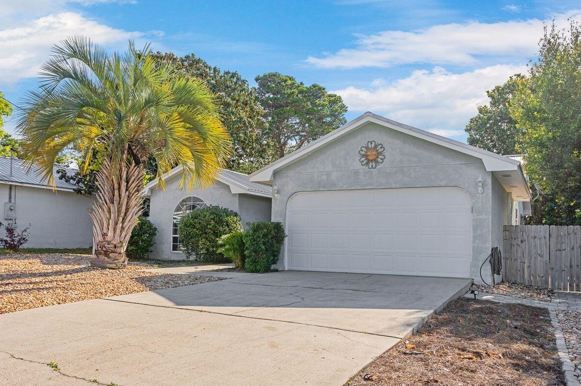 111 Vestavia St, Panama City FL  32413-1914 exterior