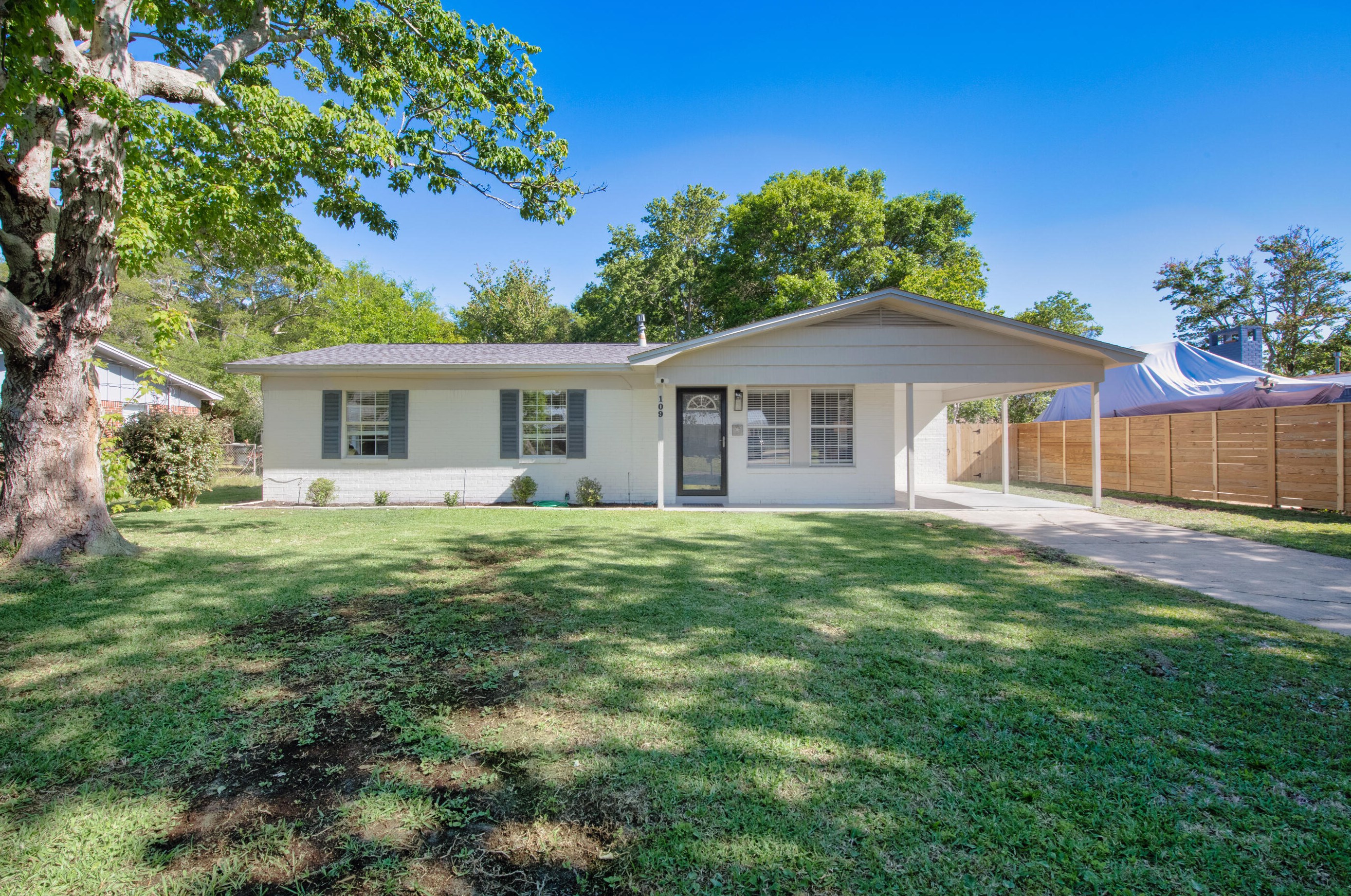 109 Sotir St, Fort Walton Beach FL  32548-4319 exterior