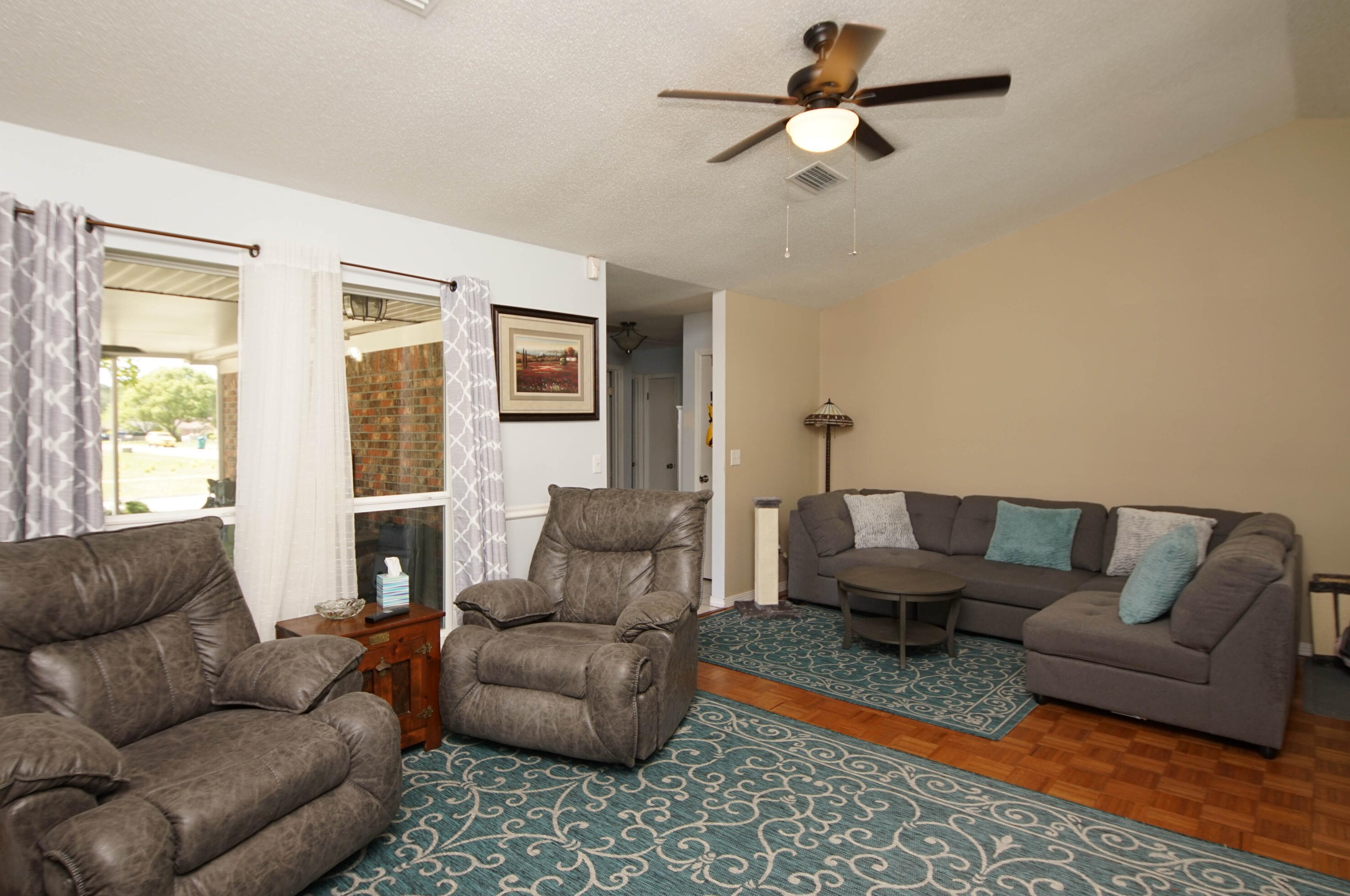 1039 Blvd De Ln Parisienne, Mary Esther FL  32569-2312 exterior