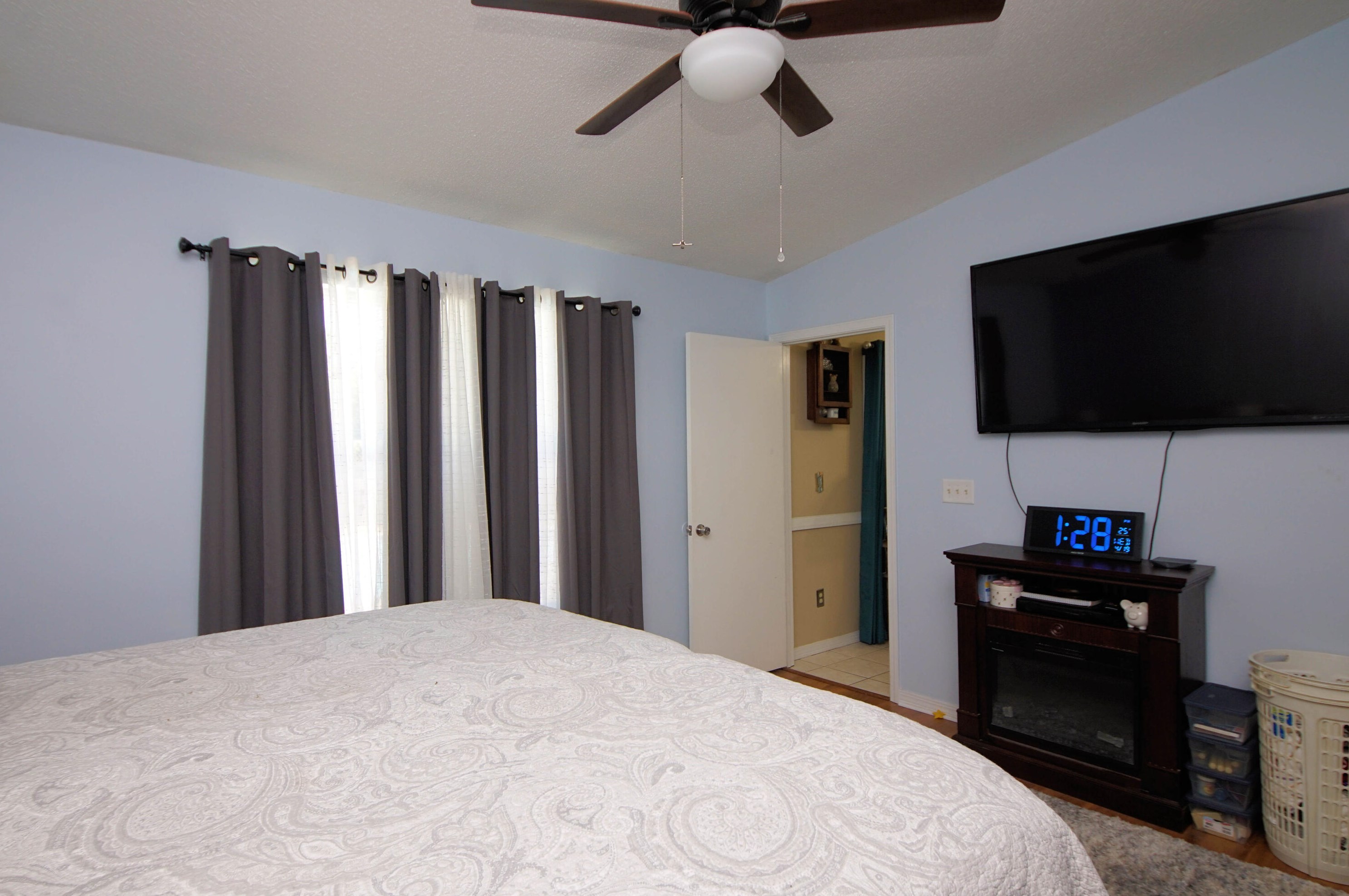 1039 Blvd De Ln Parisienne, Mary Esther FL  32569-2312 exterior