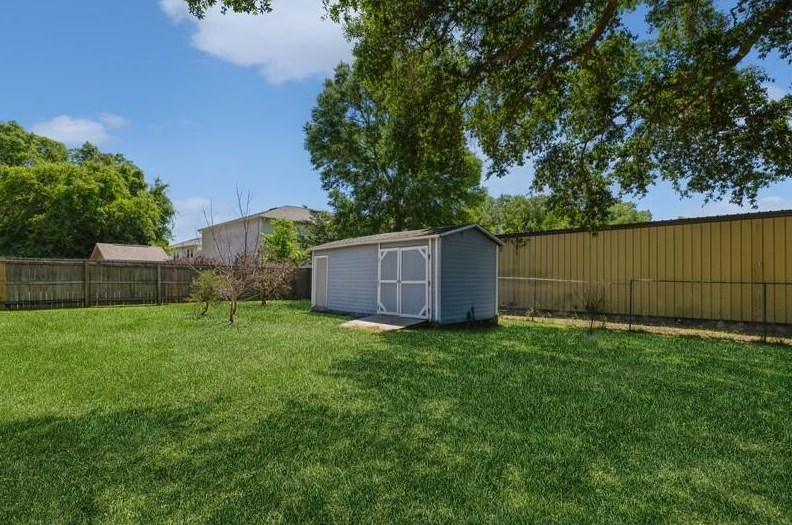 180 Harris Rd, Fort Walton Beach FL  32547-2515 exterior