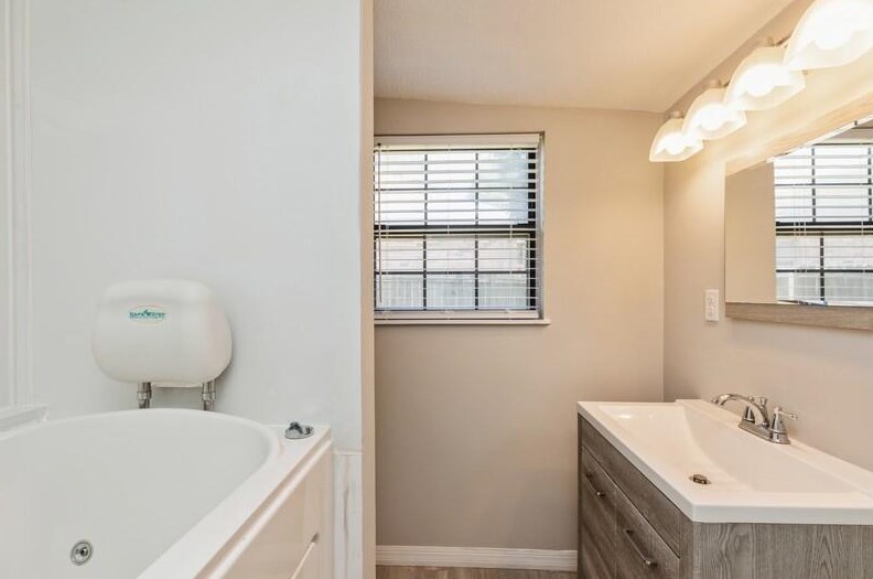 180 Harris Rd, Fort Walton Beach FL  32547-2515 exterior