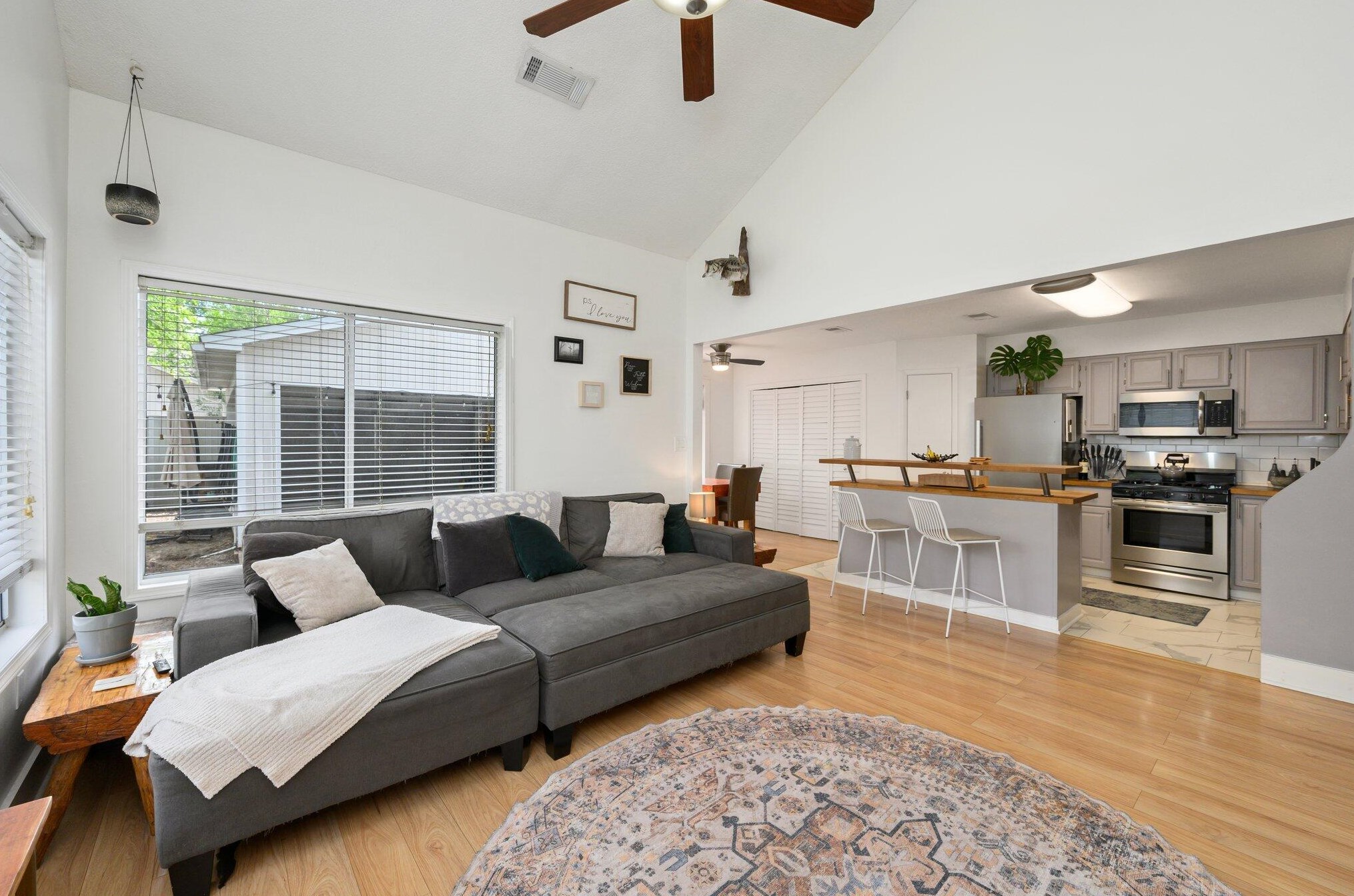 126 Parkwood Dr, Niceville FL  32578-9768 exterior