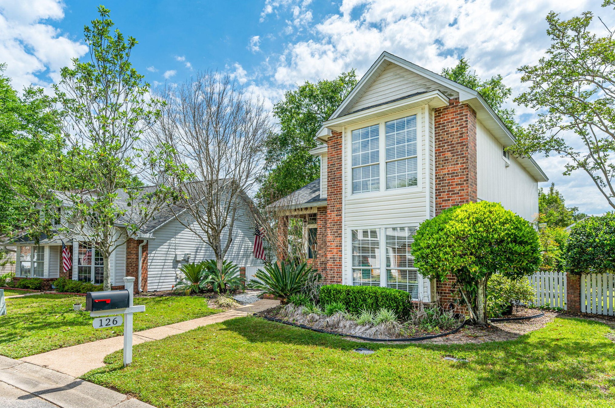 126 Parkwood Dr, Niceville FL  32578-9768 exterior