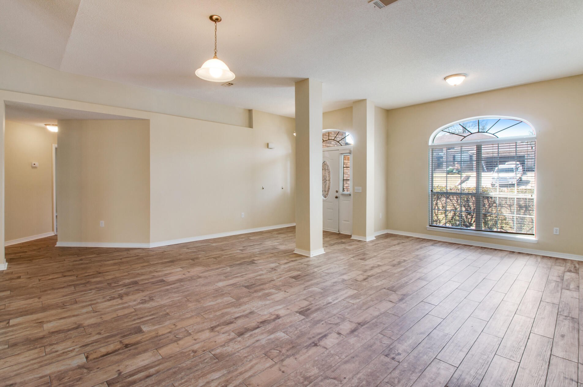 232 Raptor Dr, Crestview FL  32536-5298 exterior