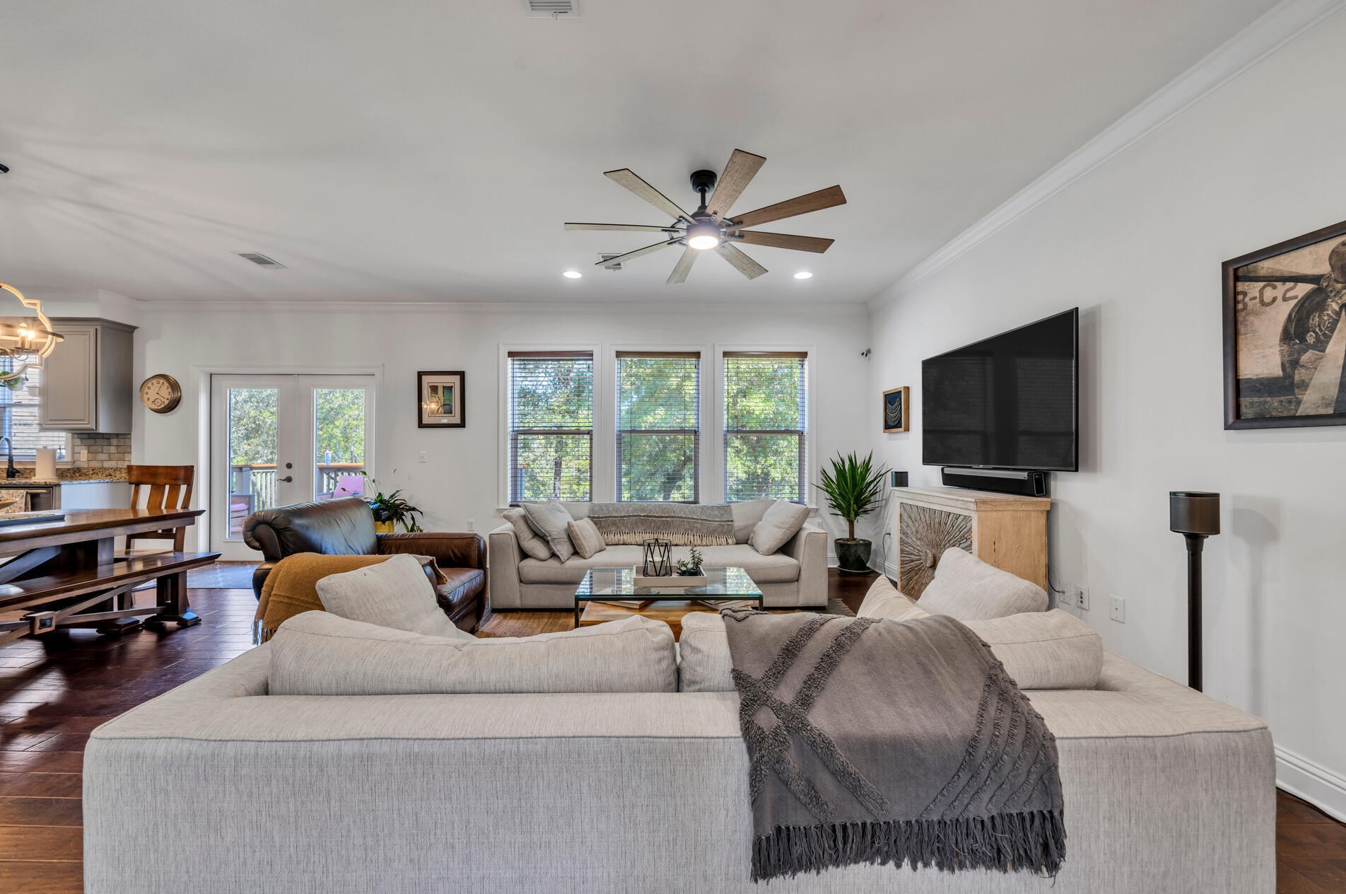 571 Falcon Trl, Niceville FL  32578-1061 exterior