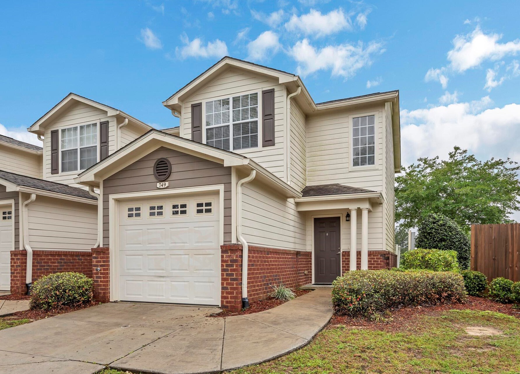 749 Majestic Dr, Crestview FL  32536-2254 exterior