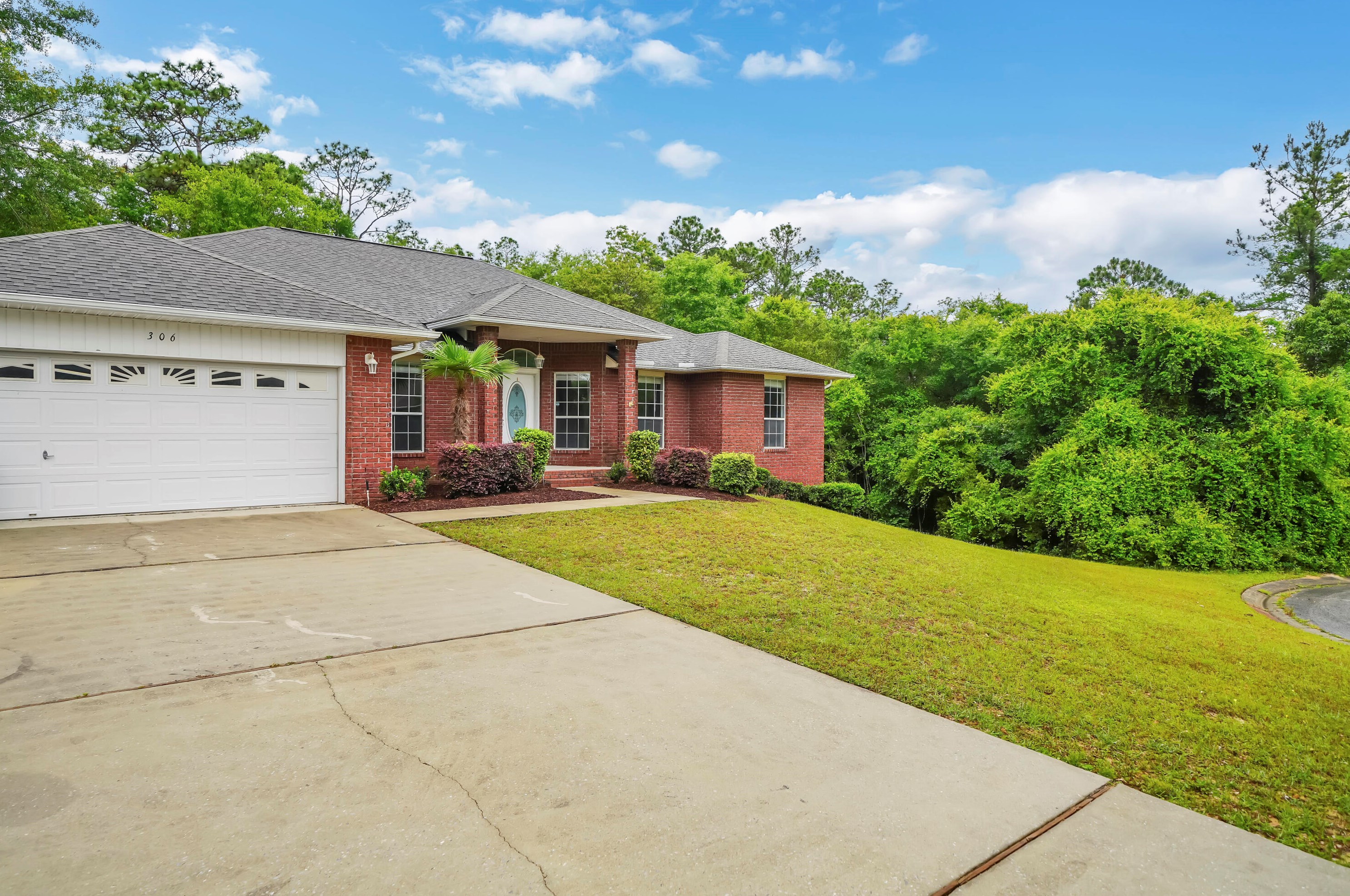 306 Grey Fox Cir, Crestview FL  32536-5448 exterior