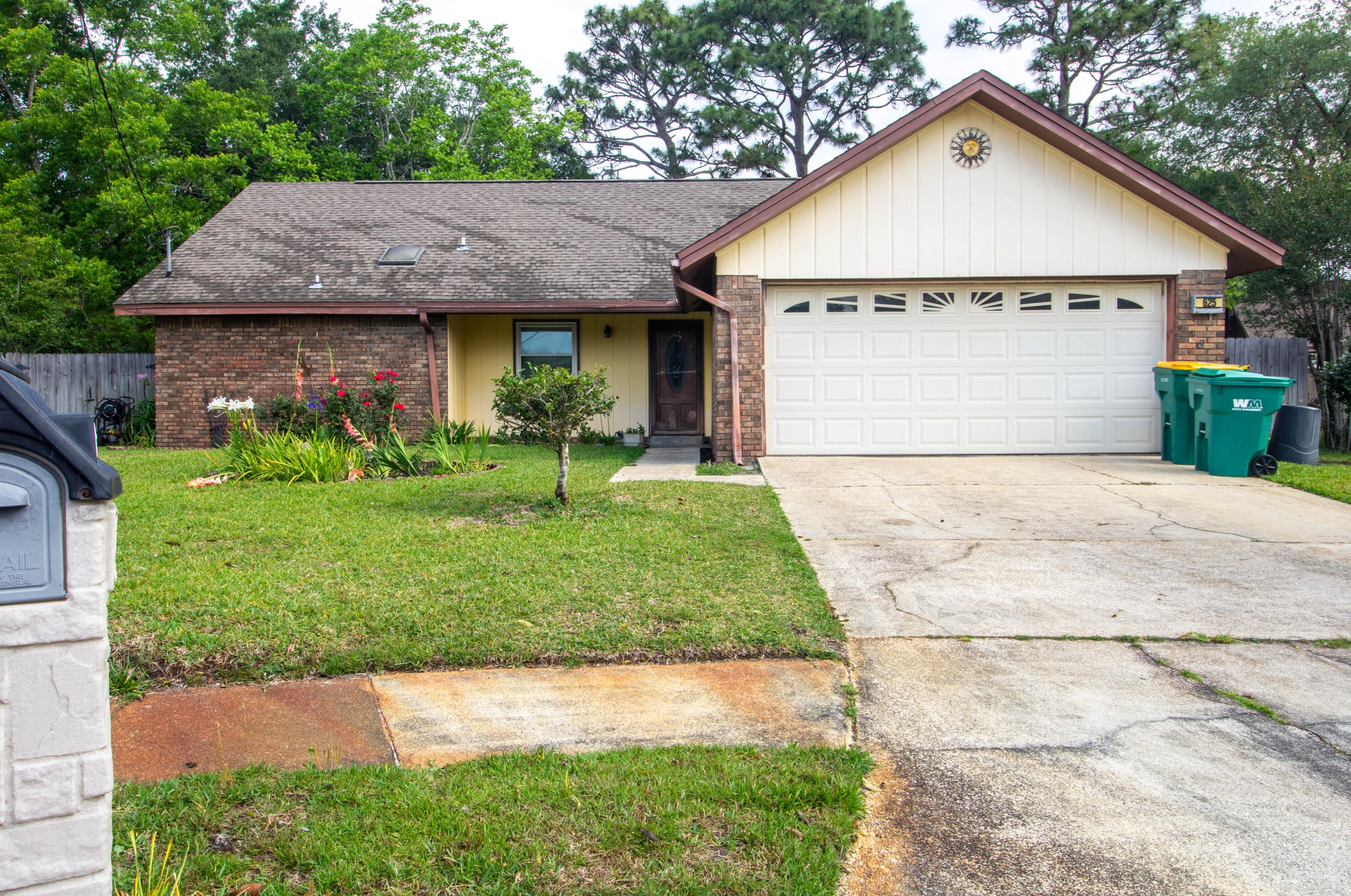 625 Ironwood Dr, Fort Walton Beach FL  32547-2939 exterior