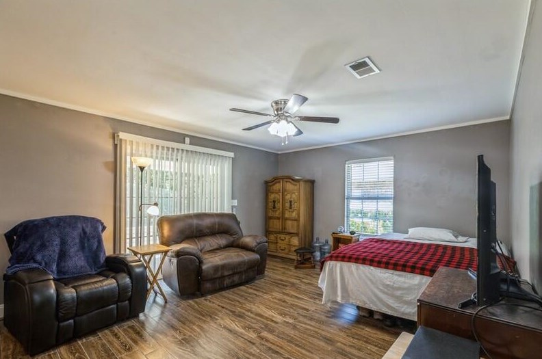 525 Shoal River Dr, Crestview FL  32539-8359 exterior
