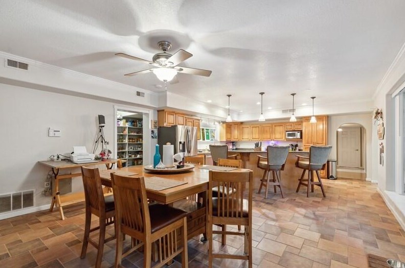 2800 Dogwood Acres, Crestview FL  32536-9399 exterior