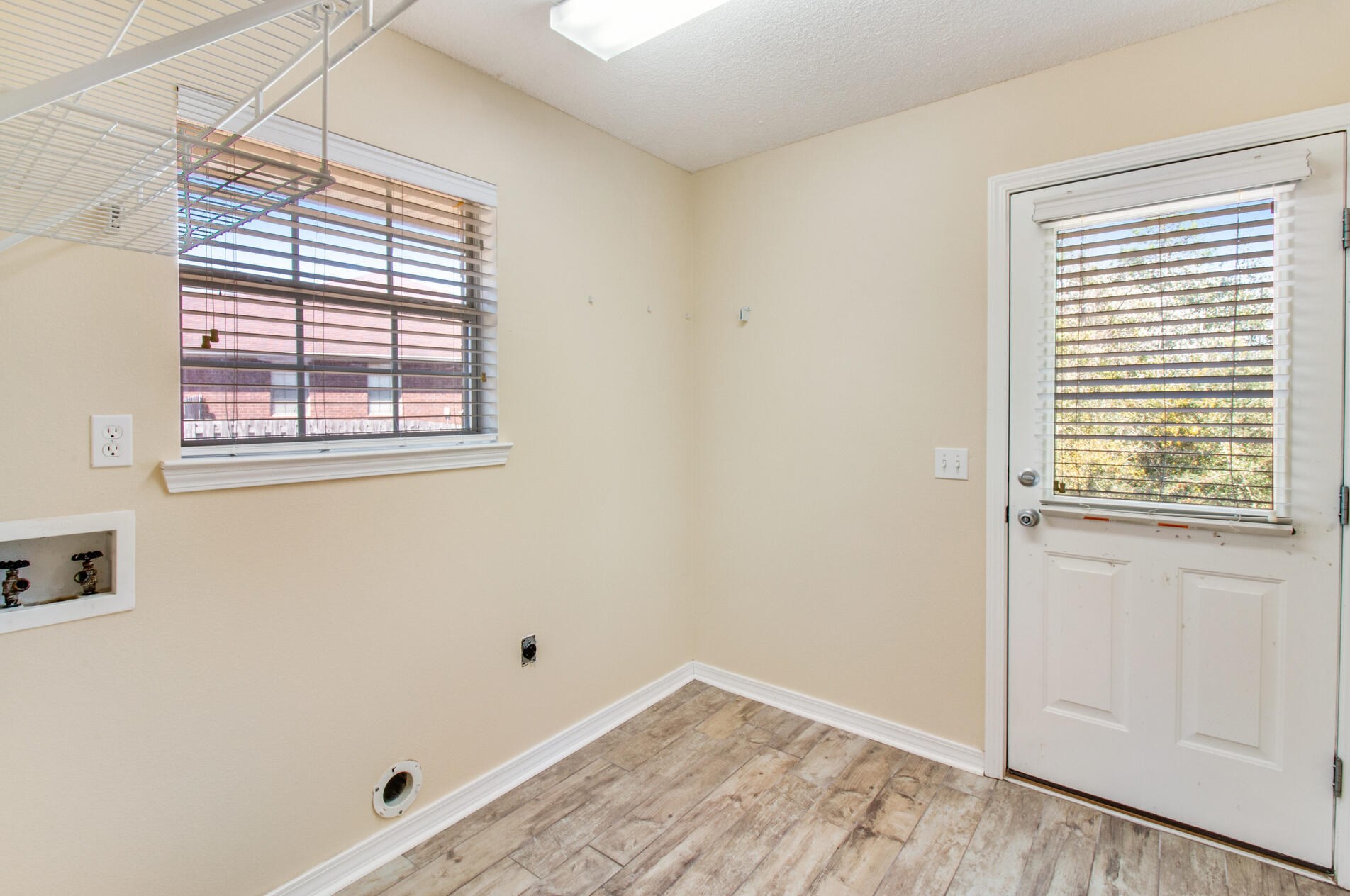 232 Raptor Dr, Crestview FL  32536-5298 exterior