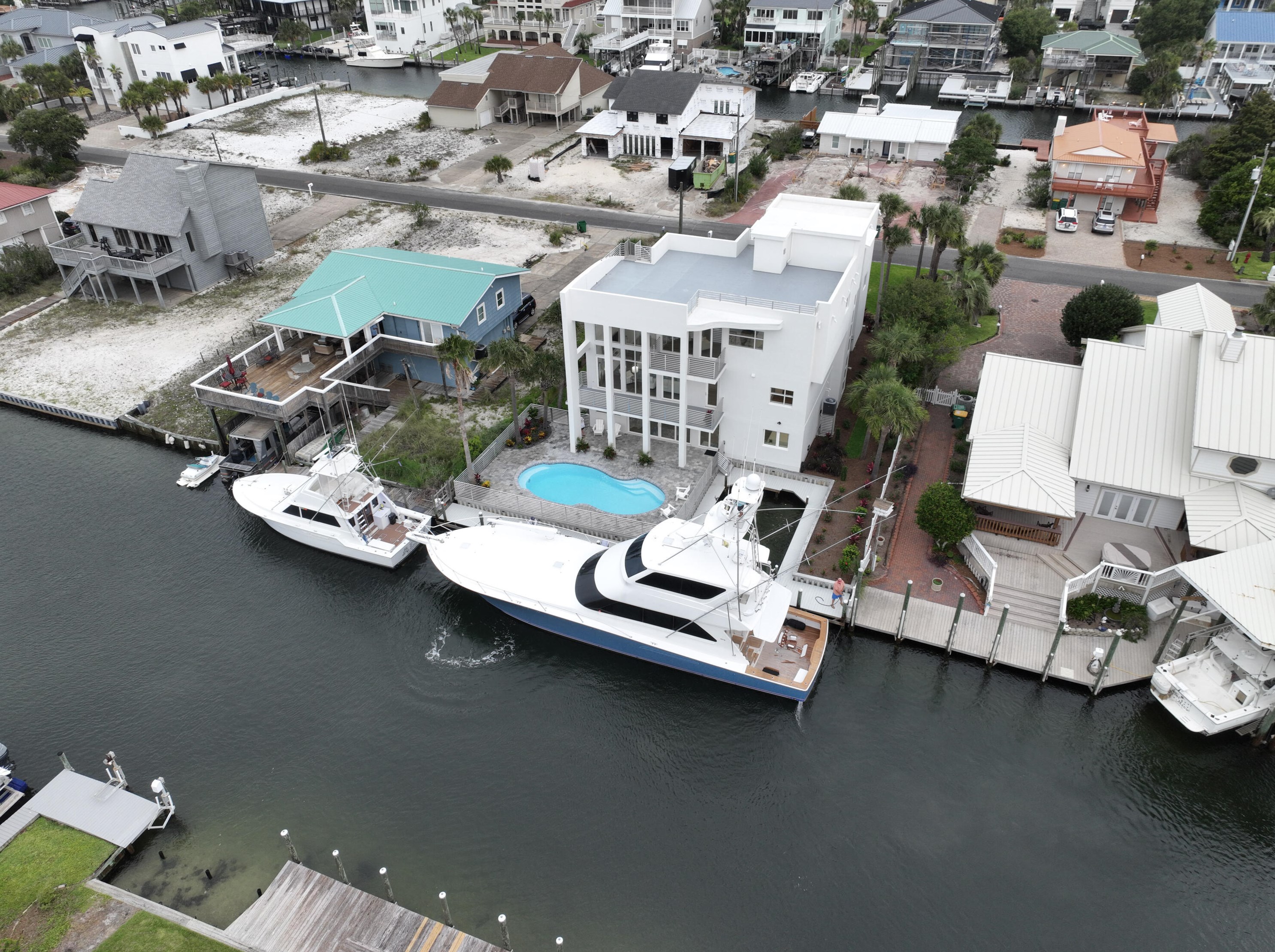 612 Magnolia Dr, Destin FL 32541-3158 exterior