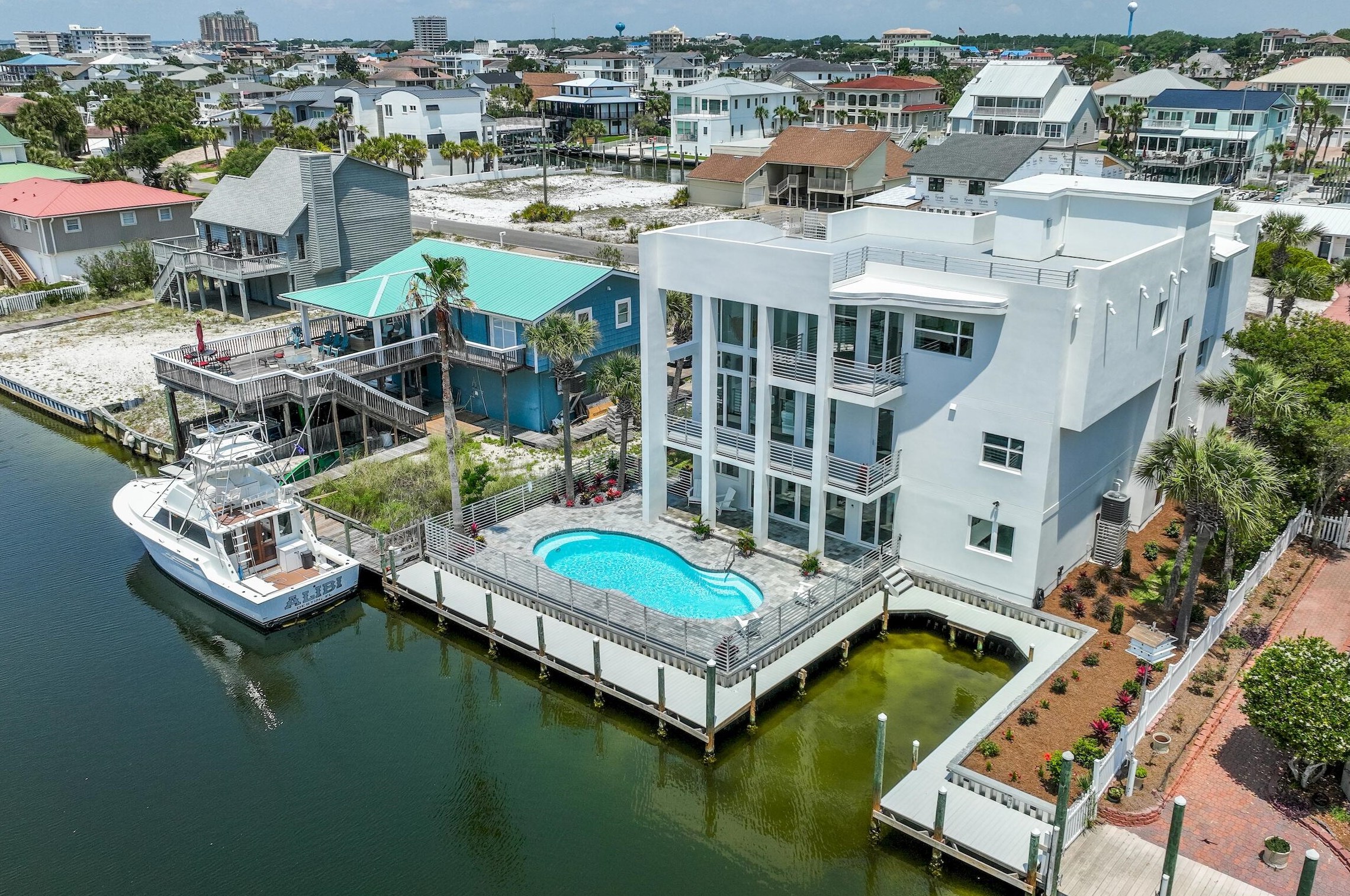 612 Magnolia Dr, Destin FL 32541-3158 exterior