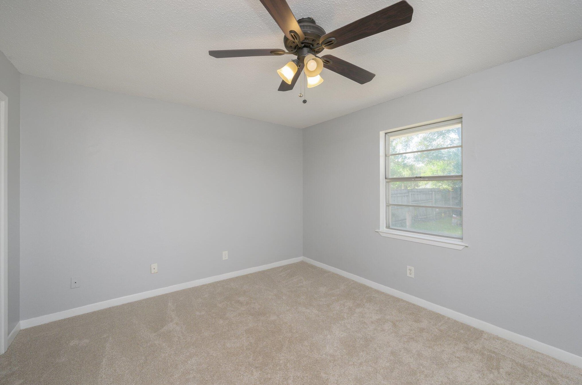 1408 23rd St, Niceville FL  32578-3325 exterior