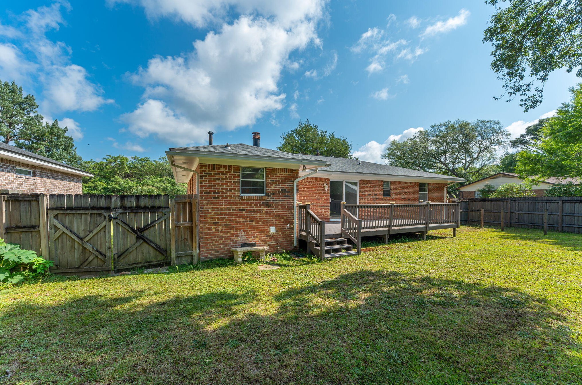 1408 23rd St, Niceville FL  32578-3325 exterior