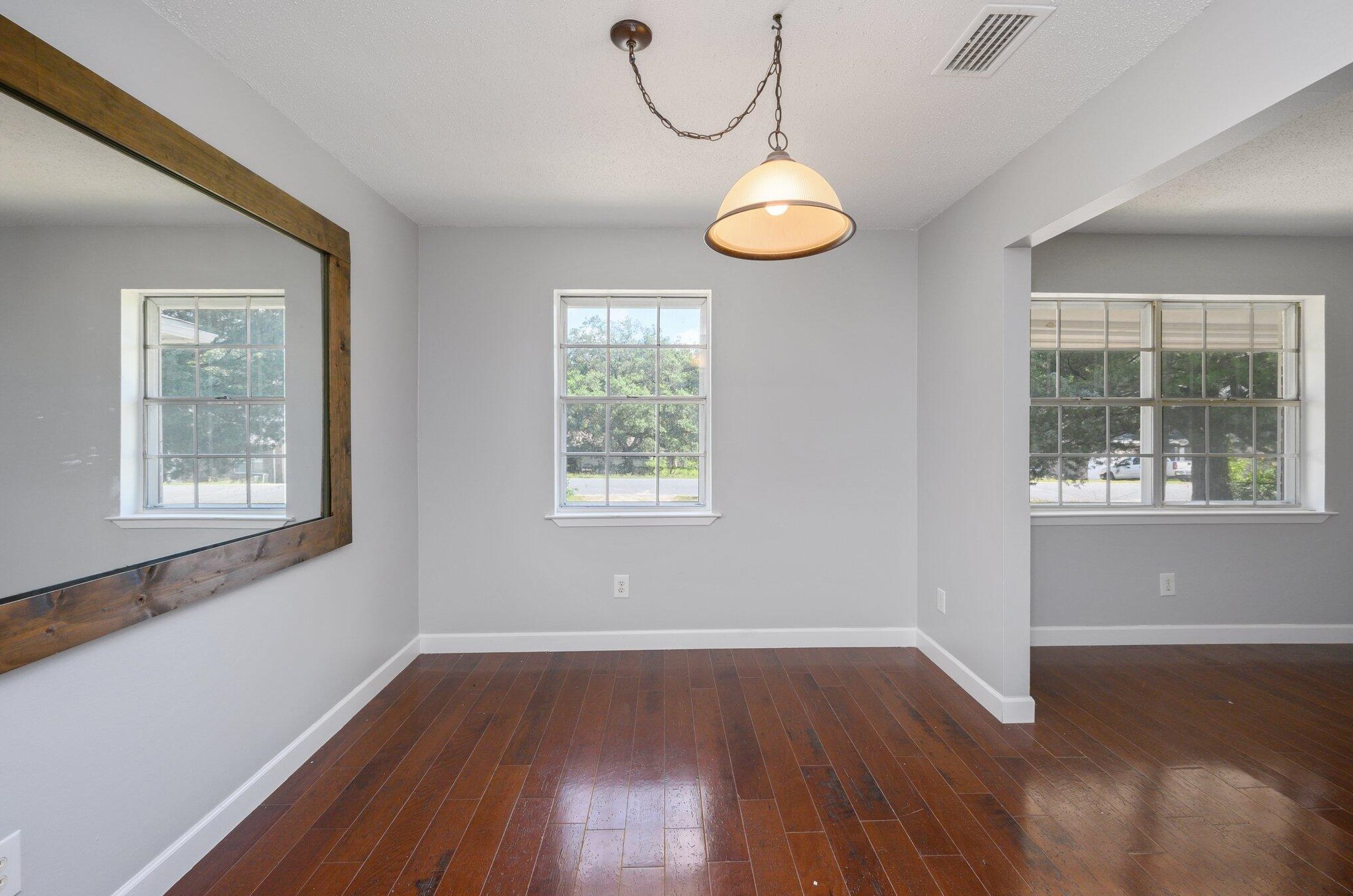 1408 23rd St, Niceville FL  32578-3325 exterior