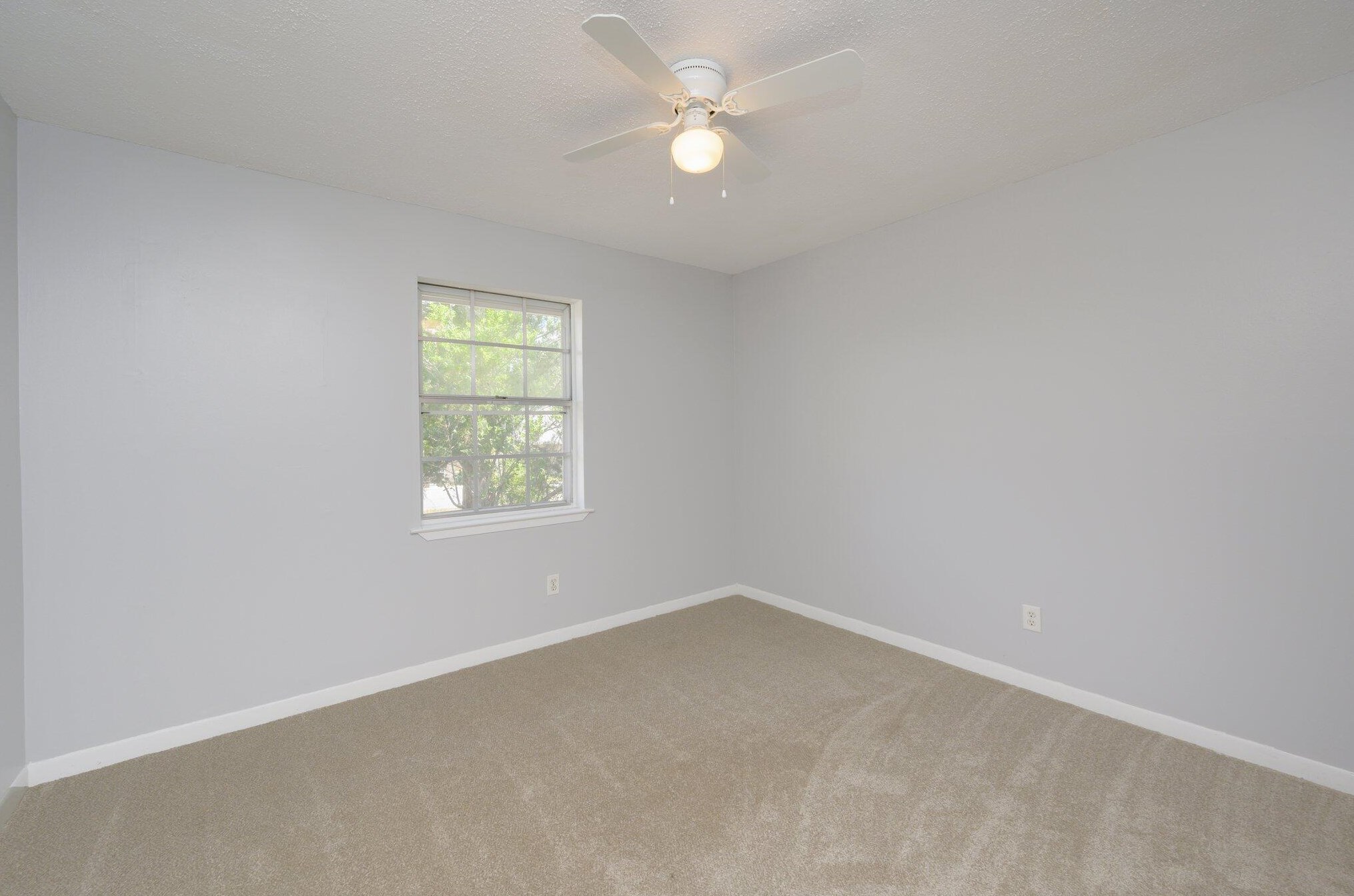 1408 23rd St, Niceville FL  32578-3325 exterior