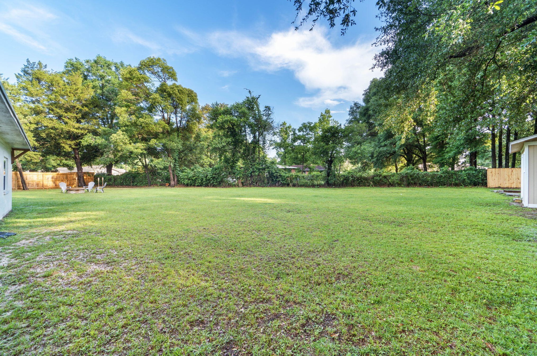 110 Butler Cir, Crestview FL  32536-2418 exterior